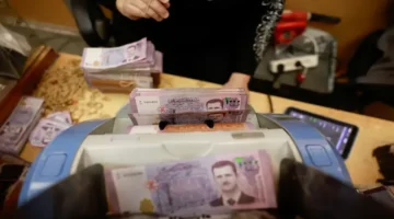 تحديثات الصرف.. أسعار الدولار والذهب مقابل الليرة السورية في تداولات السبت